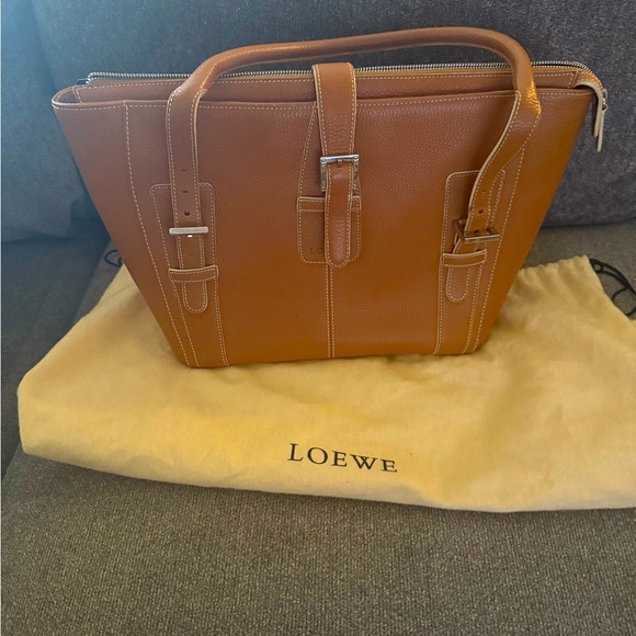 SOLD***Authentic Loewe Preloved
Buckle Tote leather tote - Picture 1 of 13